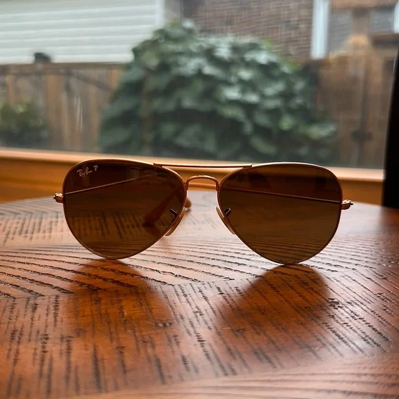 Ray-Ban aviators - Picture 1 of 1